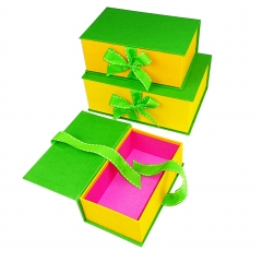 Caja de regalo de papel con forma de libro personalizado con cierre magnético, lazo