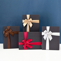 Elegante caja de regalo de papel negro + caja de regalo de papel con cinta