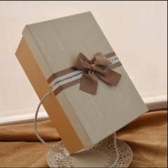 Material de papel y tipo de papel Caja de regalo para regalos de boda para 2019