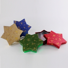El empaquetado de lujo en forma de estrella de la boda modifica la caja de regalo de papel de la cartulina para requisitos particulares para el regalo