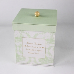caja de regalo de boda de papel hecho a mano con asa de cuentas